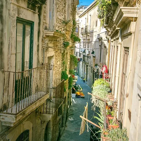 Veronique By Dimore In Sicily * Syrakuzy